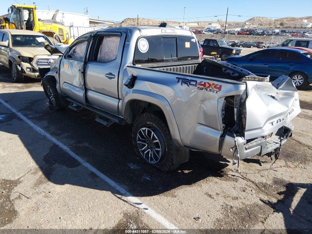 3TMCZ5AN1MM433033 Toyota Tacoma Trd Sport