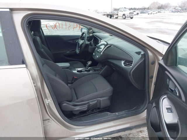 1G1ZD5ST7RF208153 Chevrolet Malibu Fwd 1lt