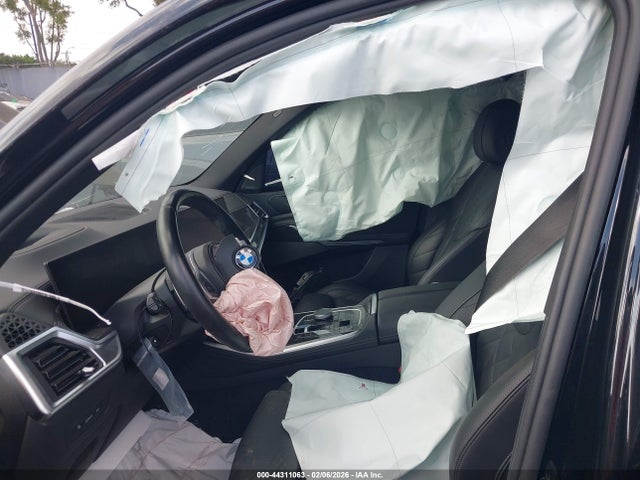 5UX13EU06R9U83665 BMW X5 Sdrive40i