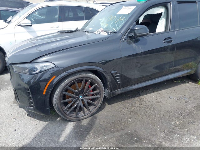 2024 BMW X5 5UX13EU06R9U83665 Photo 1