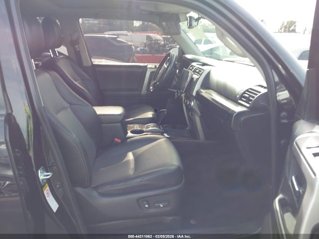 JTEZU5JR1E5069369 Toyota 4runner Sr5 Premium