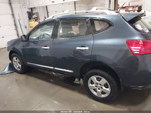 JN8AS5MV6FW758565 Nissan Rogue Select S