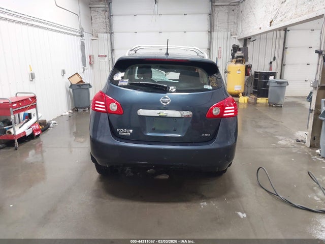 JN8AS5MV6FW758565 Nissan Rogue Select S