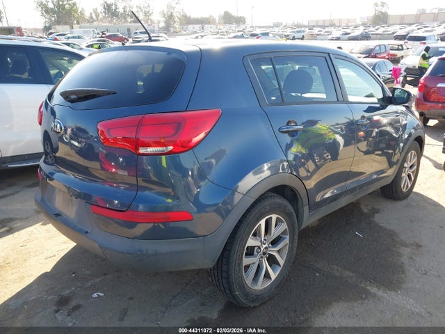 KIA Sportage Lx 2016 KNDPB3AC3G7809481 Image 4