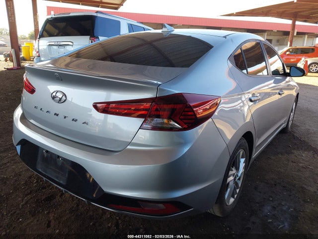5NPD84LF3LH583771 Hyundai ELANTRA SEL