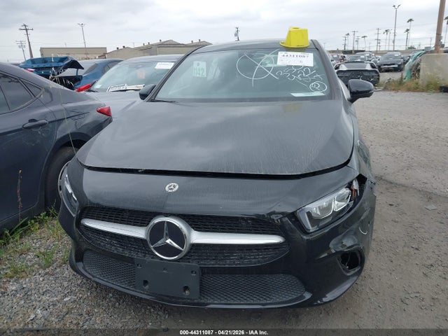 2022 Mercedes-benz A 220 მანქანა იყიდება აუქციონზე, vin: W1K3G4EB2NJ377771, აუქციონის ნომერი: 44311087