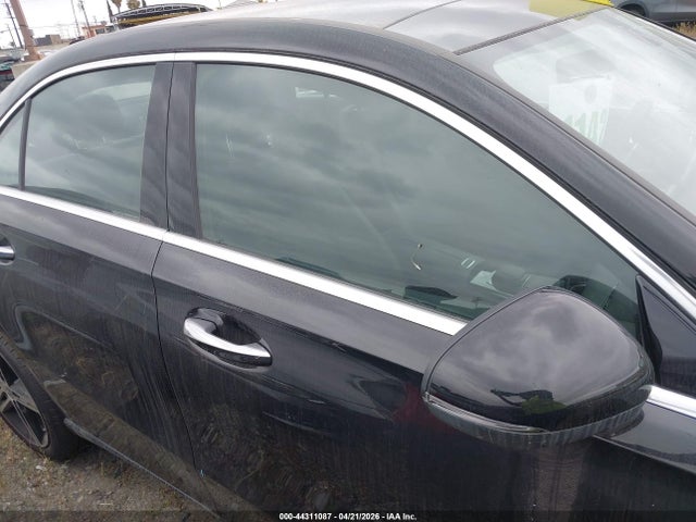 2022 Mercedes-benz A 220 მანქანა იყიდება აუქციონზე, vin: W1K3G4EB2NJ377771, აუქციონის ნომერი: 44311087