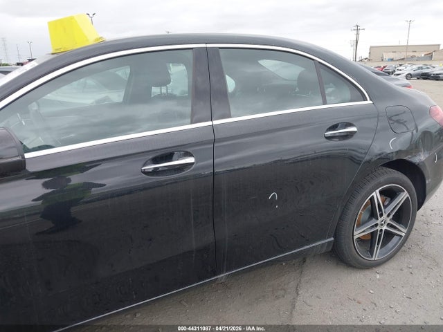 2022 Mercedes-benz A 220 მანქანა იყიდება აუქციონზე, vin: W1K3G4EB2NJ377771, აუქციონის ნომერი: 44311087