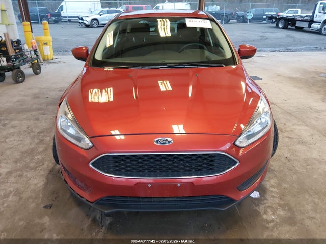 Ford FOCUS SE 2018 1FADP3K25JL313709 Image 12