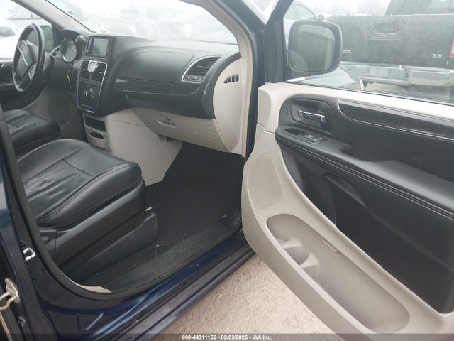 2013 Chrysler Town & Country Touring მანქანა იყიდება აუქციონზე, vin: 2C4RC1BG8DR697167, აუქციონის ნომერი: 44311156