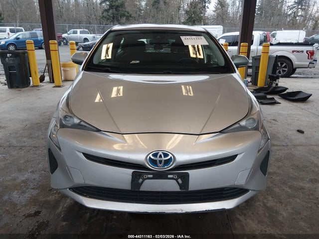 JTDKBRFU8H3040161 Toyota Prius Two