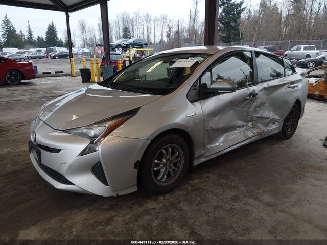 JTDKBRFU8H3040161 Toyota Prius Two