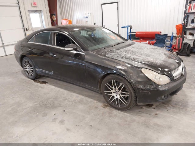 2007 MERCEDES-BENZ CLS 550 WDDDJ72X37A098713