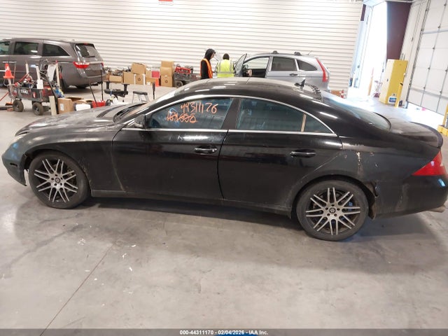 2007 Mercedes-benz Cls 550 მანქანა იყიდება აუქციონზე, vin: WDDDJ72X37A098713, აუქციონის ნომერი: 44311170