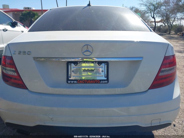 2012 Mercedes-benz C 250 Sport მანქანა იყიდება აუქციონზე, vin: WDDGF4HB4CR203540, აუქციონის ნომერი: 44311179