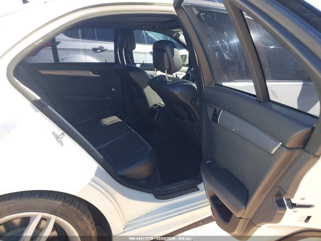 2012 Mercedes-benz C 250 Sport მანქანა იყიდება აუქციონზე, vin: WDDGF4HB4CR203540, აუქციონის ნომერი: 44311179