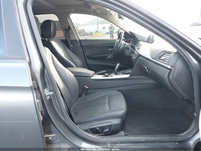 2013 BMW 328I WBA3C1C54DF440739 Photo 4