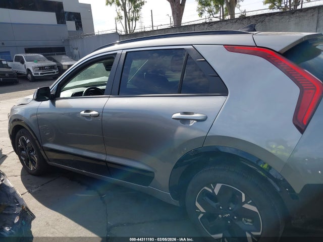 KNDCR3L17S5144272 KIA Niro Ev Wind