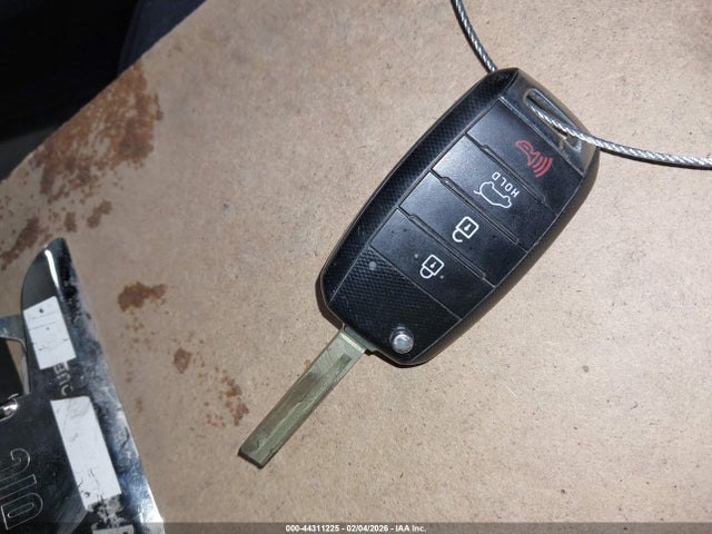5XYPGDA53KG546946 KIA Sorento Lx/s