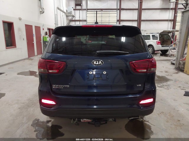 5XYPGDA53KG546946 KIA Sorento Lx/s