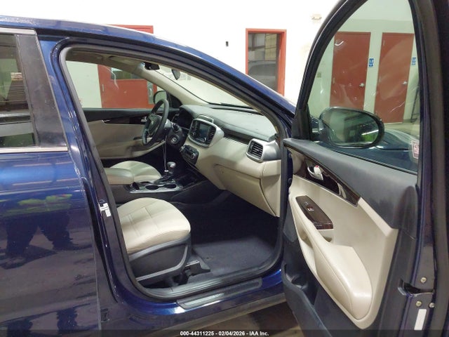5XYPGDA53KG546946 KIA Sorento Lx/s