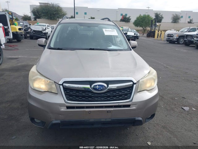 Subaru Forester 2.5i Touring 2014 JF2SJAMC3EH472168 Image 12