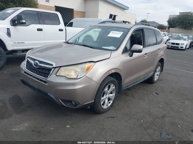 Subaru Forester 2.5i Touring 2014 JF2SJAMC3EH472168 Image 2