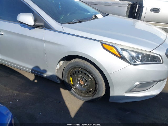 5NPE24AF7GH301243 Hyundai SONATA SE