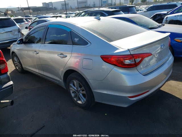 2016 HYUNDAI SONATA 5NPE24AF7GH301243 Photo 2
