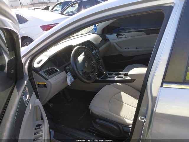 2016 HYUNDAI SONATA 5NPE24AF7GH301243 Photo 4
