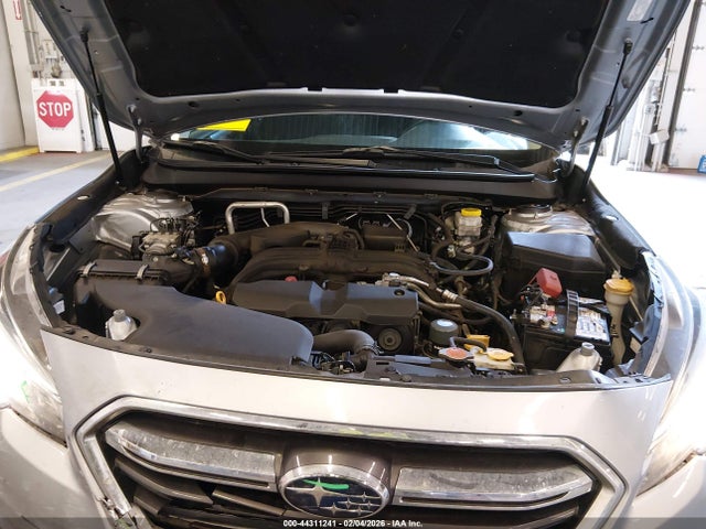 44311241 :رقم المزاد ، 4S4BSAFC7J3288248 vin ، 2018 Subaru Outback 2.5i Premium مزاد بيع