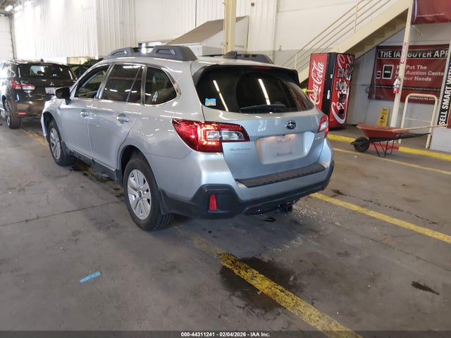 44311241 :رقم المزاد ، 4S4BSAFC7J3288248 vin ، 2018 Subaru Outback 2.5i Premium مزاد بيع