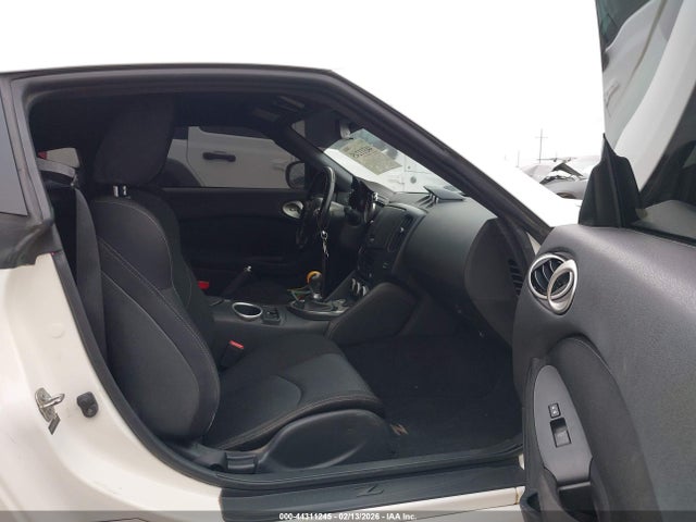 2018 NISSAN 370Z JN1AZ4EH5JM572517 Photo 4