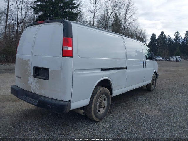 1GCWGBFP2P1258952 Chevrolet Express Cargo Rwd 2500 Extended Wheelbase Wt