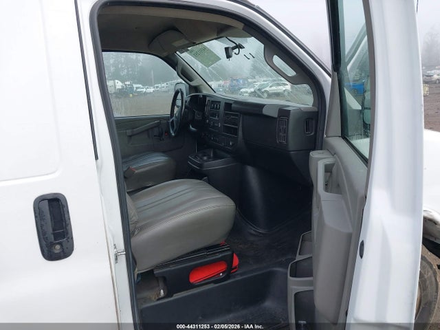 1GCWGBFP2P1258952 Chevrolet Express Cargo Rwd 2500 Extended Wheelbase Wt