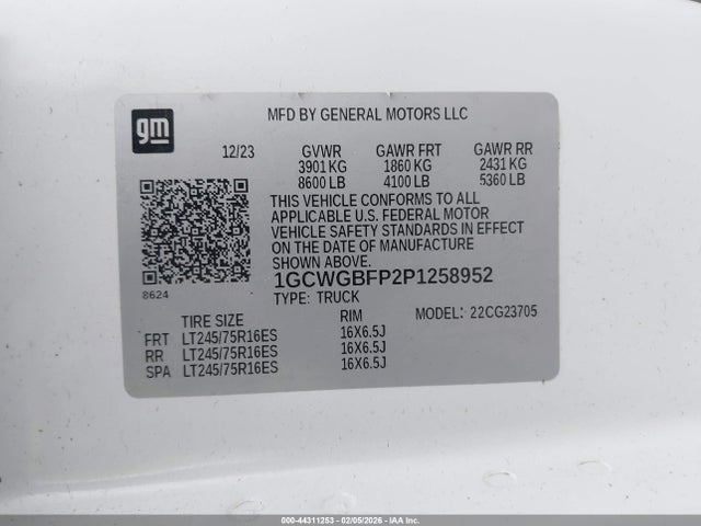 1GCWGBFP2P1258952 Chevrolet Express Cargo Rwd 2500 Extended Wheelbase Wt