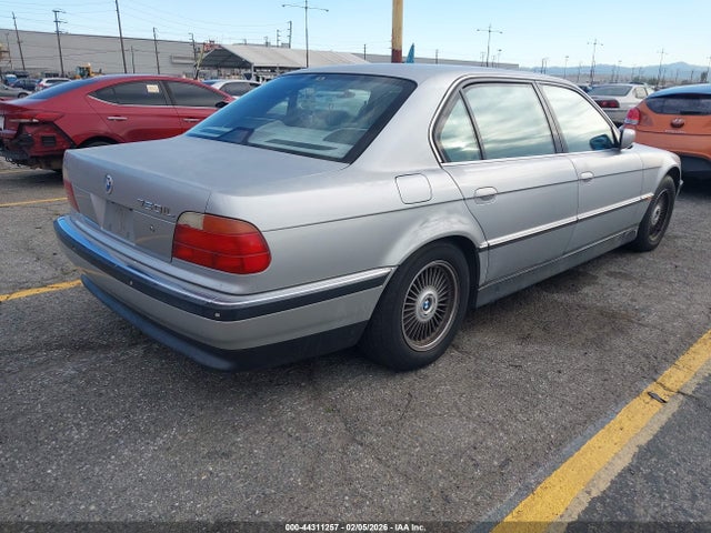1998 BMW 750IL WBAGK2322WDH69442 Photo 3