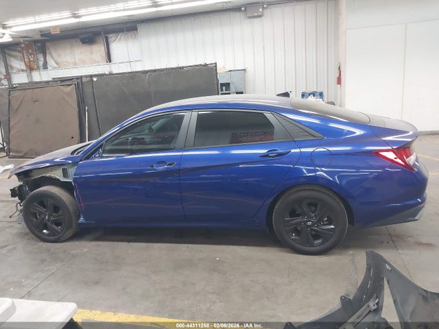 KMHLS4AG0MU195019 Hyundai ELANTRA SEL
