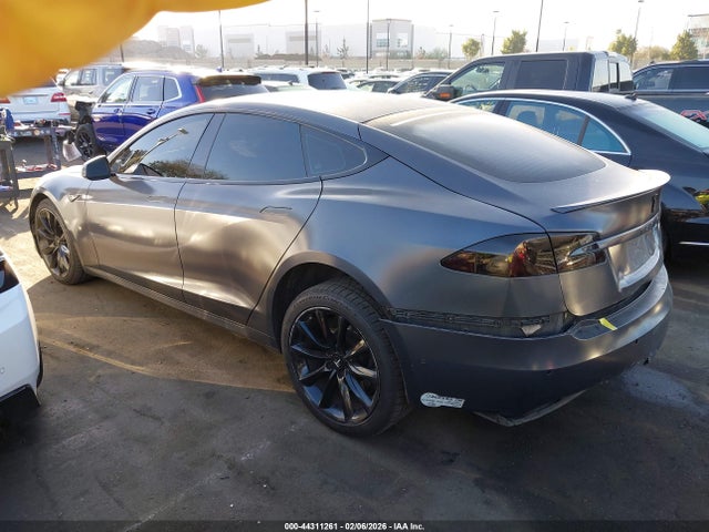 2016 TESLA MODEL S 5YJSA1E45GF151693 Photo 2