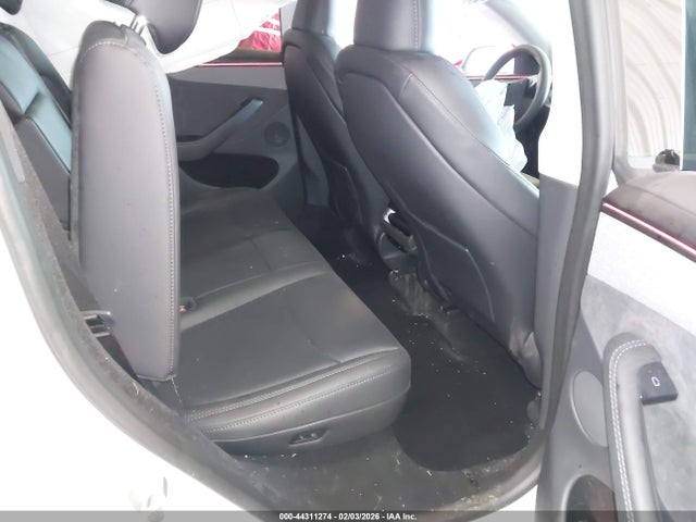 2026 TESLA MODEL Y 7SAYGDEE1TF395616 Photo 7