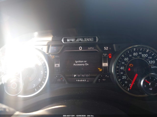 Aukcja sprzedaży 2021 Ram 1500 Laramie  4x4 5'7 Box, vin: 1C6SRFJT7MN802913, numer aukcji: 44311291