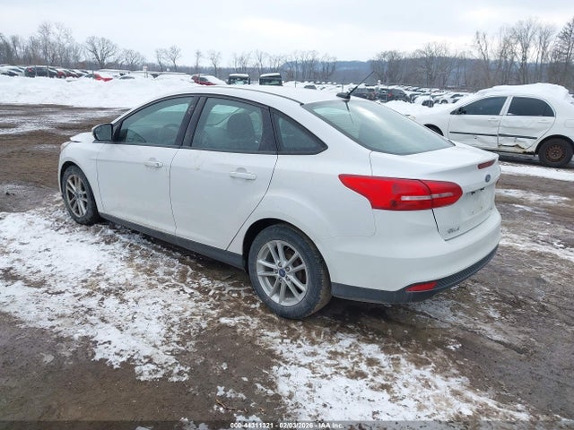44311321 :رقم المزاد ، 1FADP3F2XGL312235 vin ، 2016 Ford Focus Se مزاد بيع