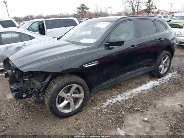 2017 JAGUAR F-PACE SADCJ2BV7HA084584 Photo 1