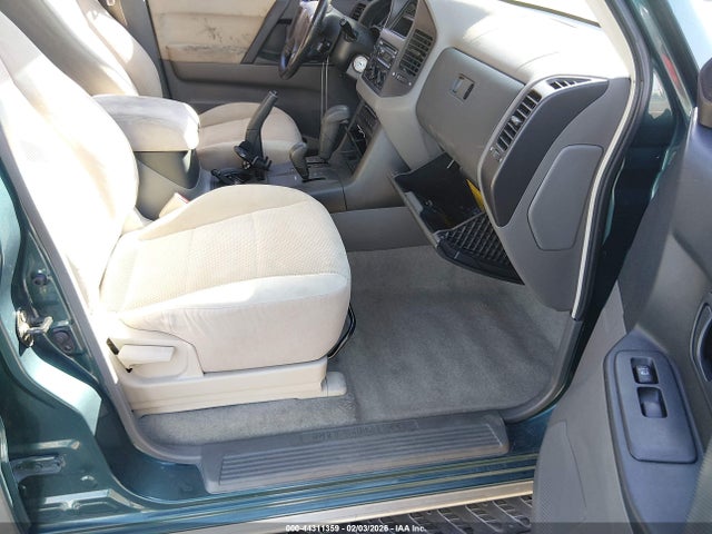 2003 MITSUBISHI MONTERO JA4NW31S83J028966 Photo 4