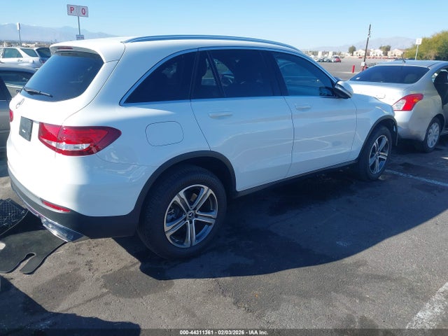 WDC0G4JB3JV066852 Mercedes-Benz GLC 300