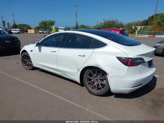 2019 TESLA MODEL 3 5YJ3E1EA8KF466768 Photo 2