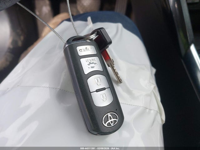3MYDLBYVXHY151208 Toyota YARIS IA