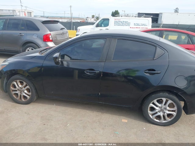 3MYDLBYVXHY151208 Toyota YARIS IA