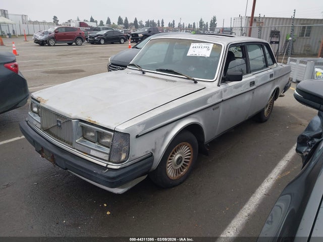 1984 VOLVO 244 YV1AX8844E1039921 Photo 1