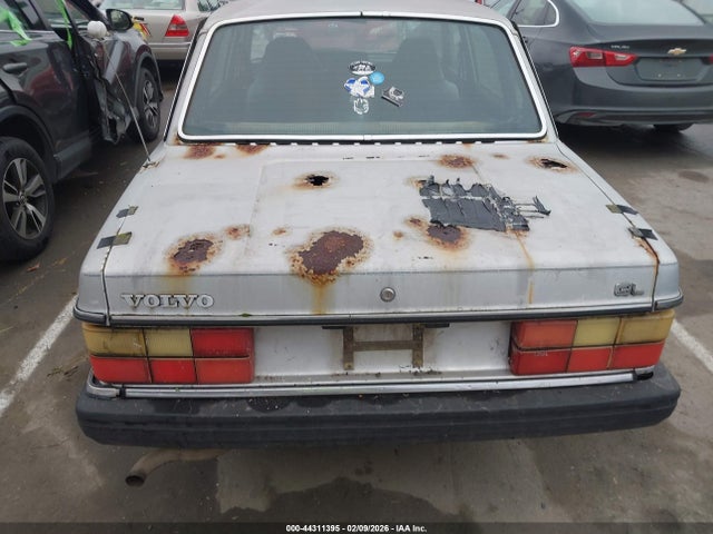 1984 VOLVO 244 YV1AX8844E1039921 Photo 5